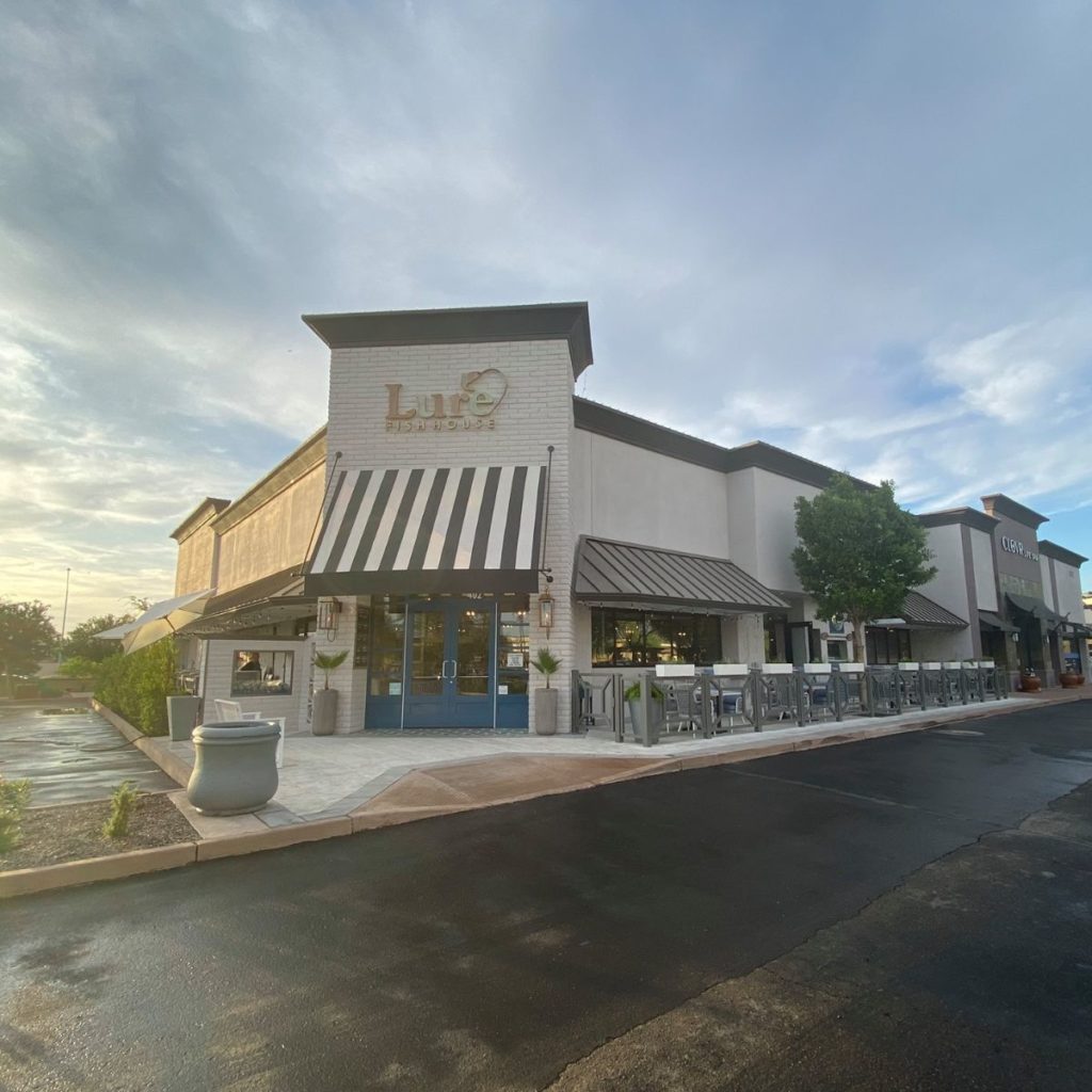 Lures Fish House Scottsdale Location