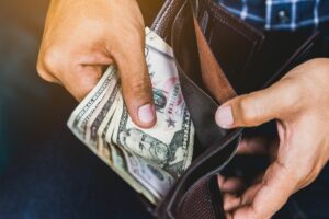 Is Olive Garden Expensive? (How Much Will You Spend?)